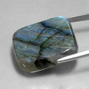 Labradorite Gemstone in 25.5 x 21.5 mm Size for Sale, Labradorite Stone in Multicolor Color