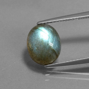 2.93 ct Multicolor Labradorite Gemstone, Labradorite Gem in Oval Cabochon Shape for Sale.