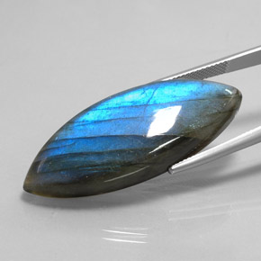Labradorite Gemstone in 41.1 x 16.5 mm Size for Sale, Labradorite Stone in Multicolor Color