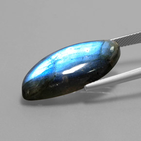 Labradorite Gemstone in 27.9 x 12.7 mm Size for Sale, Labradorite Stone in Multicolor Color