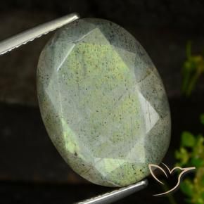 14.58 ct Multicolor Labradorite Stone, Natural Labradorite in Oval Facet Shape for Sale