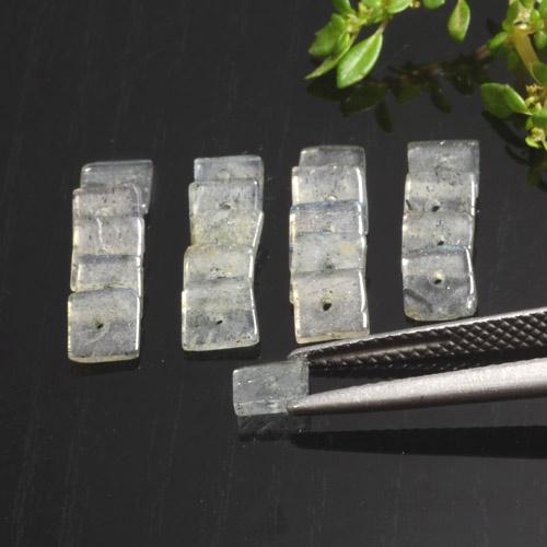 Labradorite Gemstones in 4.4 x 4.3 mm Size for Sale, Labradorite Stones in Multicolor Color