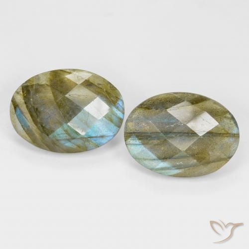 16.81ctw Natural Multicolor Labradorite, Oval, Translucent