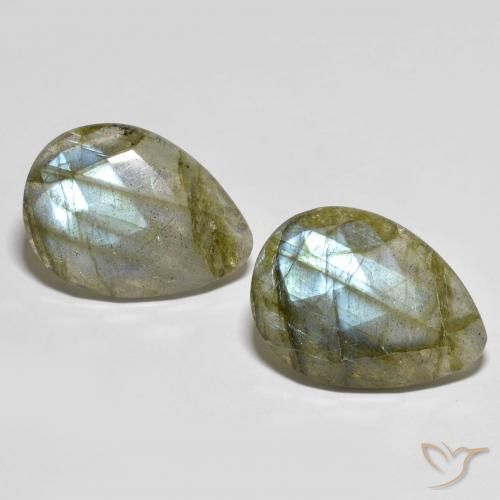 22.95 ct Pear Checkerboard Labradorite, 22.2 x 16 mm From Madagascar, Photo A