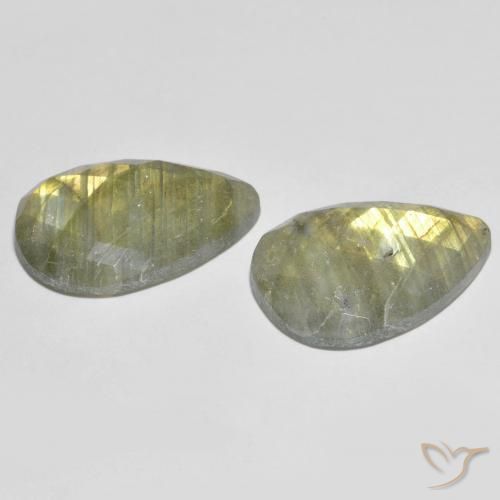 Labradorite Gemstones in 20 x 15 mm (calibrated) Size for Sale, Labradorite Stones in Multicolor Color