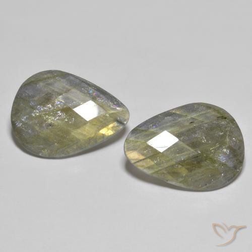 18.15 ct Pear Checkerboard Labradorite, 20.1 x 14.9 mm From Madagascar, Photo A