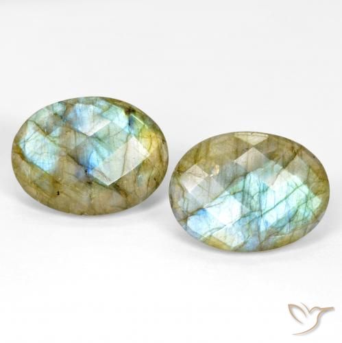 20.09ctw Natural Multicolor Labradorite, Oval, Translucent