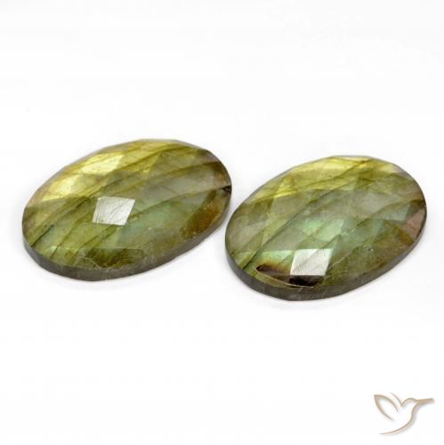 Labradorite Gemstones in 21.9 x 15.8 mm Size for Sale, Labradorite Stones in Multicolor Color