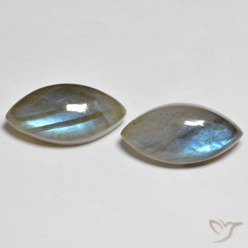 Par de Labradorita Marquesa a juego de 15,7 x 7,8mm - Peso 10,3 ct en total / promedio. 5,15 ct cada uno, piedra preciosa natural No tratado, color Multicolor con claridad Translúcido, dureza Mohs 6 - 6.5, Photo A
