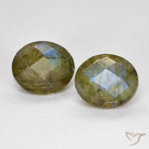 2.5 ct Oval Checkerboard Labradorite, 7.1 x 6.1 mm From Madagascar, Photo A
