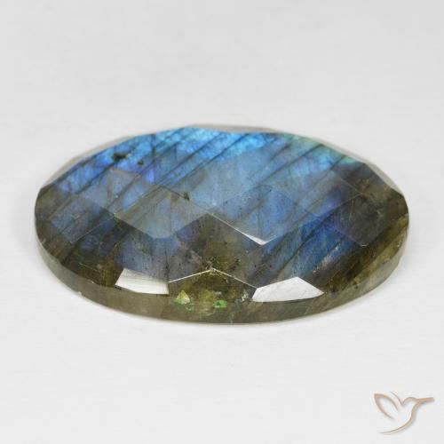 Labradorite Gemstone in 32.2 x 22.8 mm Size for Sale, Labradorite Stone in Multicolor Color