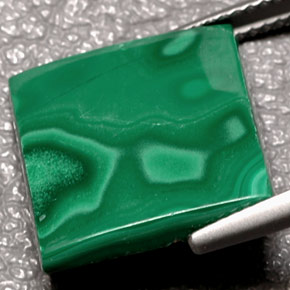 Malachite Gemstone in 15.1 x 14.7 mm Size for Sale, Malachite Stone in Multicolor Green Color