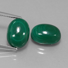 10.99 ct Green Malachite Gemstone, Malachite Gem in Oval Cabochon Shape for Sale.
