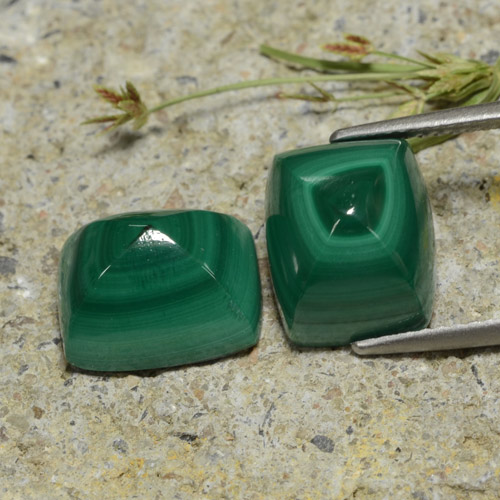 Multicolor Green Malachite Gem - 7.5ct Baguette Sugarloaf Cabochon (ID: 323273)