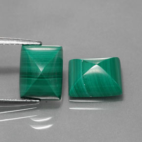 6.66 ct Green Malachite Gemstone, Malachite Gem in Baguette Cabochon Shape for Sale.