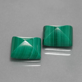 6.66 ct Green Malachite Stone, Natural Malachite in Baguette Cabochon Shape for Sale