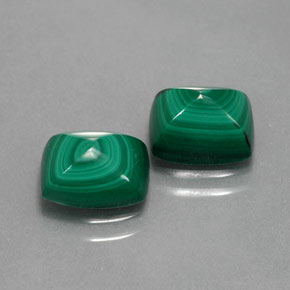 4.05 ct Green Malachite Stone, Natural Malachite in Baguette Cabochon Shape for Sale