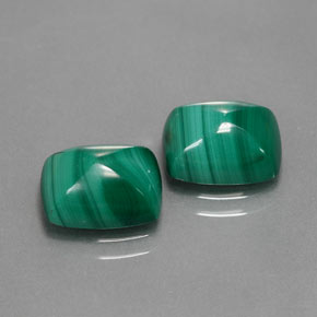 5.87 ct Green Malachite Stone, Natural Malachite in Baguette Cabochon Shape for Sale
