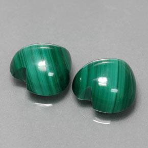 9.54 ct Green Malachite Stone, Natural Malachite in Heart Cabochon Shape for Sale