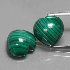 10.90 ct Green Malachite Gemstone, Malachite Gem in Heart Cabochon Shape for Sale.