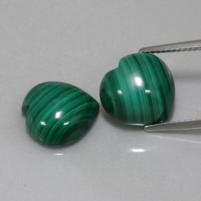 14.02 ct Green Malachite Gemstone, Malachite Gem in Heart Cabochon Shape for Sale.