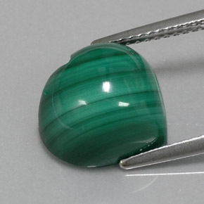 8.67 ct Green Malachite Gemstone, Malachite Gem in Heart Cabochon Shape for Sale.