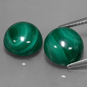 11.87 ct Green Malachite Gemstone, Malachite Gem in Round Cabochon Shape for Sale.