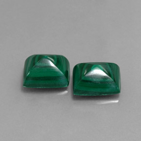 9.77 ct Green Malachite Stone, Natural Malachite in Baguette Cabochon Shape for Sale