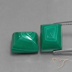2 pièces assorties de malachite Vert Baquette de taille 11,3 x 8,9mm, poids total de 15,78 ct / moyenne de 7,89 ct chacune, Vert multicolore avec pureté Opaque , pierre gemme naturelle Non traité, dureté de Mohs 3.5 à 4, Photo A