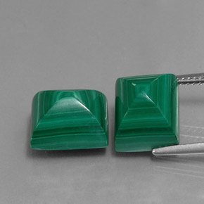 18.76 ct Green Malachite Gemstone, Malachite Gem in Baguette Cabochon Shape for Sale.