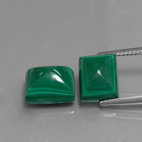 11.38 ct Green Malachite Gemstone, Malachite Gem in Baguette Cabochon Shape for Sale.