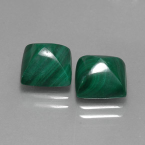 7.52 ct Green Malachite Stone, Natural Malachite in Square Cabochon Shape for Sale