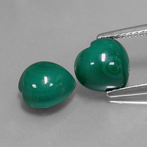 5.74 ct Green Malachite Gemstone, Malachite Gem in Heart Cabochon Shape for Sale.