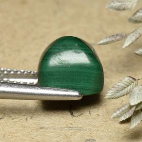 Malachite Gemstone in 8.4 x 8.1 mm Size for Sale, Malachite Stone in Medium Green Color
