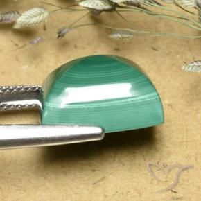 Malachite Gemstone in 14.1 x 11.1 mm Size for Sale, Malachite Stone in Green Color