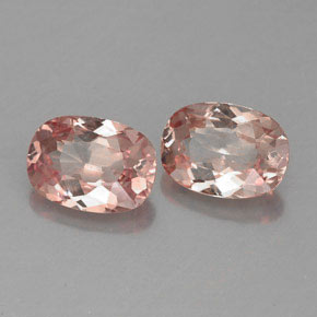 1.97 ct Gold Malaya Garnet Stone, Natural Malaya Garnet in Cushion-Cut Shape for Sale