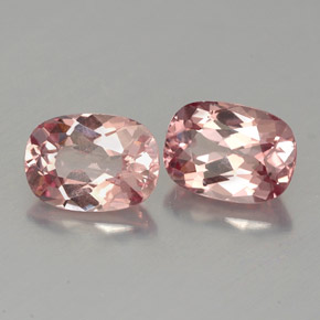 2.37 ct Pink Malaya Garnet Stone, Natural Malaya Garnet in Cushion-Cut Shape for Sale
