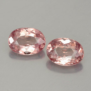 2.11 ct Pink Malaya Garnet Gemstone, Malaya Garnet Gem in Oval Facet Shape for Sale.