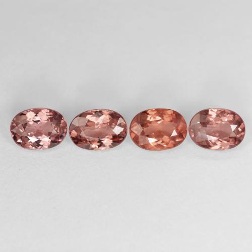 4.27ctw Natural Warm Red Malaya Garnet, Oval, VVS-VS