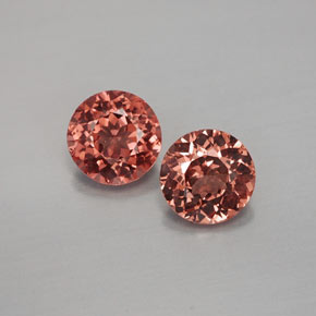2.65 ct Orange Malaya Garnet Gemstone, Malaya Garnet Gem in Round Facet Shape for Sale.