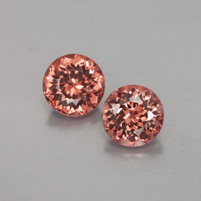 2.14 ct Orange Malaya Garnet Gemstone, Malaya Garnet Gem in Round Facet Shape for Sale.