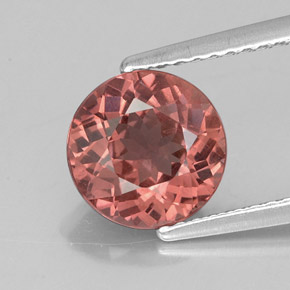 2.37 ct Pink Malaya Garnet Gemstone, Malaya Garnet Gem in Round Facet Shape for Sale.