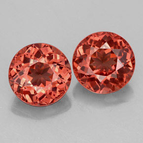 5.32 ct Pink Malaya Garnet Gemstone, Malaya Garnet Gem in Round Facet Shape for Sale.
