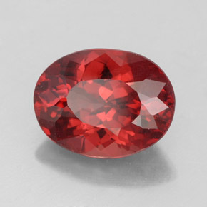 3.56 ct Pink Malaya Garnet Stone, Natural Malaya Garnet in Oval Facet Shape for Sale