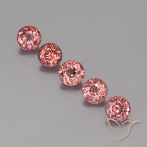 4.07ctw Natural Deep Rose Pink Malaya Garnet, Round, VS