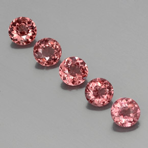3.57 ct Orange Malaya Garnet Gemstone, Malaya Garnet Gem in Round Facet Shape for Sale.