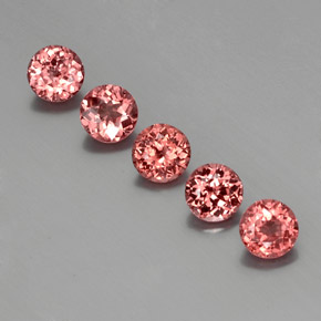 4.01 ct Orange Malaya Garnet Gemstone, Malaya Garnet Gem in Round Facet Shape for Sale.