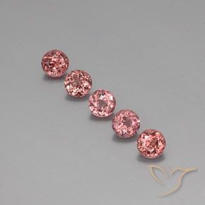 4.38ctw Natural Rose Pink Malaya Garnet, Round, VS
