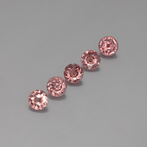 3.90 ct Pink Malaya Garnet Gemstone, Malaya Garnet Gem in Round Facet Shape for Sale.