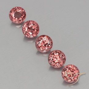 4.32ctw Natural Raspberry Pink Malaya Garnet, Round, VS